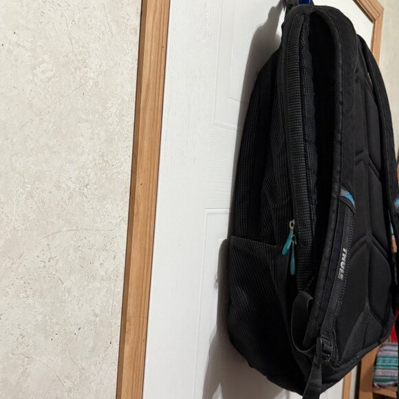 Thule Crossover 32L Laptop Backpack Black For 15" MacBook Pro Padded Case Logic - Picture 5 of 16